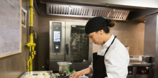 SE SOLICITA AUXILIAR DE COCINA PARA COMEDOR DE EMPRESA