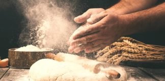 SE REQUIERE PANADERO/A (BUEN SALARIO + INCENTIVOS)