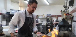 ESTAMOS EN LA BÚSQUEDA DE COCINERO (BUEN SALARIO)