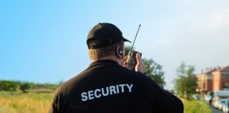 SE INCORPORA PERSONAL DE SEGURIDAD SIN LIMITE DE EDAD (PARA VIGILAR Y CONTROLAR ENTRADAS PRINCIPALES)