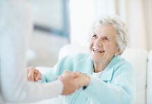 SE INCORPORA CUIDADOR/A DE ADULTO MAYOR URGENTEMENTE