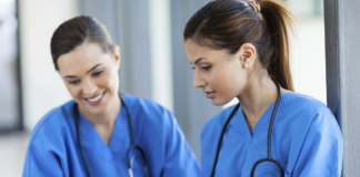 ESTAMOS EN LA BÚSQUEDA PROFESIONALES DE ENFERMERÍA O ESTUDIANTES AVANZADOS, CON EXPERIENCIA EN ATENCIÓN A PACIENTES ADULTOS MAYORES