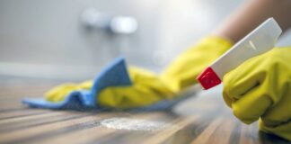 SE REQUIERE PERSONAL DE LIMPIEZA DE TIEMPO COMPLETO PARA MANTENER LA HIGIENE DE LAS INSTALACIONES