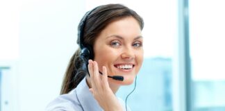 PUESTO DE CALL CENTER PARA REALIZAR GESTIONES VÍA TELEFÓNICA