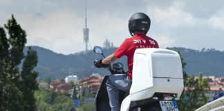 SE SOLICITA MENSAJEROS EN MOTO PARA ENTREGA A DOMICILIO A DIVERSAS EMPRESAS DENTRO DEL ÁREA METROPOLITANA