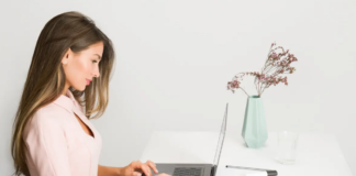 SE BUSCA RECEPCIONISTA PARA SERVICIO AL CLIENTE