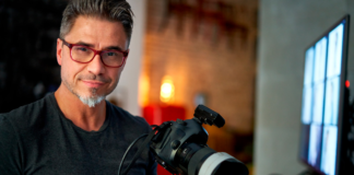 BUSCAMOS FOTÓGRAFO/A, SE OFRECE TRANSPORTE GRATUITO Y OTROS BENEFICIOS
