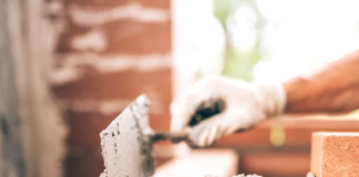 SE REQUIERE ALBAÑIL PARA TRABAJAR EN EMPRESA DE CONSTRUCCIÓN