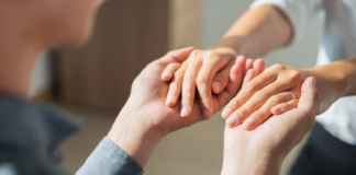 SE SOLICITA CUIDADOR/A, SOLO SE REQUIERE EDUCACIÓN BÁSICA, PERSONA SIN LIMITE DE EDAD