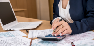SE BUSCA AUXILIAR DE CONTABILIDAD, REVISAR LAS CUENTAS ASIGNADAS Y ELABORAR LOS AJUSTES RESPECTIVOS