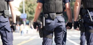 SE BUSCA PERSONAL DE SEGURIDAD PARA VIGILAR LAS INSTALACIONES
