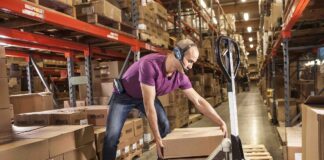 SE REQUIERE AUXILIAR DE BODEGA PARA TRABAJAR 4 DIAS A LA SEMANA