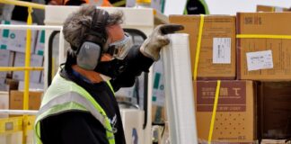 SE BUSCA OPERARIOS/AS PARA COLABORAR EN LABORES DE DESCARGA DE PRODUCTOS