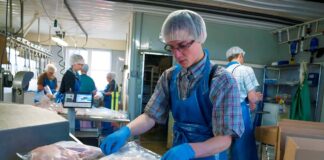 SE REQUIERE EMPACADOR/A DE CARNE CON O SIN EXPERIENCIA, LUNES A VIERNES