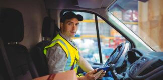 SE SOLICITA CONDUCTOR PARA REGISTRO Y TRANSPORTE DE MERCADERÍA (PAGO POR HORA)