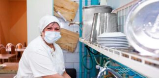 SE REQUIERE PILERO HOMBRE Y/O MUJER PARA DESINFECCIÓN DE UTENSILIOS EN COCINA DE RESTAURANTE