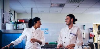 SE REQUIERE PERSONAL PARA DISTINTOS PUESTOS COMO COCINEROS, PILEROS, ENTRE OTROS