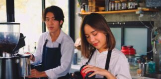 SE SOLICITA PERSONAL PARA CAFETERÍA CON DISPONIBILIDAD DE HORARIOS