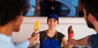 SE REQUIERE VENDEDOR/A PARA HELADERÍA, JORNADA DE MEDIO TIEMPO, DISPONIBILIDAD PARA TRABAJAR LOS FINES DE SEMANA