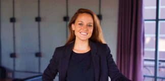 SE SOLICITA RECEPCIONISTA CON O SIN EXPERIENCIA PARA ATENCIÓN AL CLIENTE (TIEMPO COMPLETO)