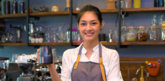 SE REQUIERE DEPENDIENTE PARA CAFETERÍA CON DISPONIBILIDAD DE HORARIOS