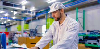 SE REQUIERE EMPACADOR DE CARNE HOMBRE Y/O MUJER PARA ENVASADO DE PRODUCTOS (CON O SIN EXPERIENCIA)