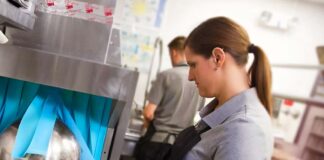 SE REQUIERE LAVAPLATOS HOMBRE Y/O MUJER PARA ASEO Y ORDEN DE UTENSILIOS EN COCINA