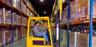 SE REQUIERE MONTACARGUISTA PARA TRASLADO Y ACOMODO DE MERCADERÍA EN ALMACÉN, TIEMPO COMPLETO