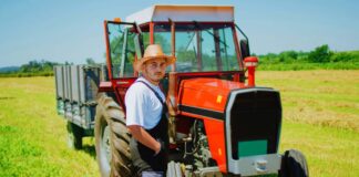 SE REQUIERE OPERADOR DE EQUIPOS AGRÍCOLAS PARA COSECHA DE PRODUCTOS, NO SE REQUIERE EXPERIENCIA