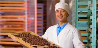 SE SOLICITA OPERARIO DE PRODUCCIÓN PARA ENVASADO DE PRODUCTOS EN FÁBRICA DE CHOCOLATE