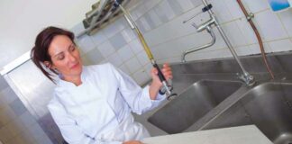 SE REQUIERE PILERO HOMBRE Y/O MUJER PARA ASEO Y SECADO DE UTENSILIOS EN COCINA DE RESTAURANTE