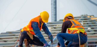 SE SOLICITA OBREROS AYUDANTES PARA REMODELACIÓN DE TECHOS, NO SE REQUIERE EXPERIENCIA