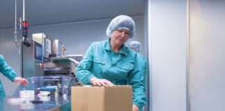 SE SOLICITA AUXILIAR DE PRODUCCIÓN PARA ARMADO Y EMPAQUE DE PRODUCTOS