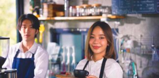 SE SOLICITA DEPENDIENTE PARA CAFETERÍA HOMBRE Y/O MUJER CON DISPONIBILIDAD DE HORARIOS