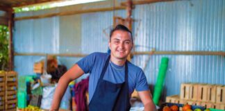 SE REQUIERE EMPACADOR CON O SIN EXPERIENCIA PARA CONTROL DE CALIDAD DE TOMATES (HOMBRE Y/O MUJER)