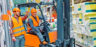 SE SOLICITA MONTACARGUISTA PARA LABORES DE CARGA Y DESCARGA DE PRODUCTOS EN ALMACÉN DE LÁCTEOS
