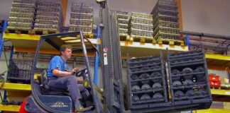 SE REQUIERE MONTACARGUISTA PARA DESCARGA DE MATERIALES 4 DÍAS A LA SEMANA