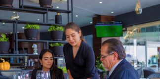 SE SOLICITA MOZO/A PARA ATENCIÓN AL CLIENTE Y LIMPIEZA DE LOCAL, TURNOS ROTATIVOS
