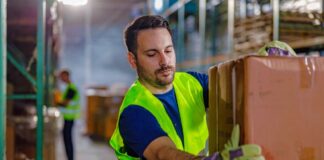 SE SOLICITA OPERARIO/A DE DEPÓSITO PARA PREPARACIÓN DE PEDIDOS, JORNADA COMPLETA