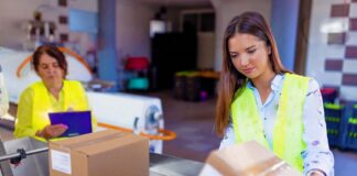 SE SOLICITA PREPARADOR/A DE PEDIDOS PARA ETIQUETADO DE PRODUCTOS, LUNES A VIERNES