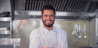 SE SOLICITA AYUDANTE DE COCINA CON O SIN EXPERIENCIA (MEDIO TIEMPO)