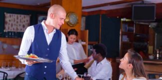 SE SOLICITA AYUDANTE DE CAMARERO PARA ATENCIÓN AL CLIENTE EN MESA, NO SE REQUIERE EXPERIENCIA