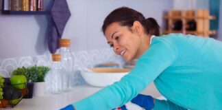 SE SOLICITA EMPLEADA DOMÉSTICA PARA TAREAS DE LIMPIEZA Y COCINA