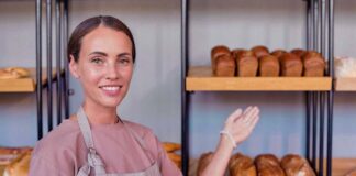 SE SOLICITA AYUDANTE DE PANADERÍA PARA ATENCIÓN AL CLIENTE, NO SE REQUIERE EXPERIENCIA