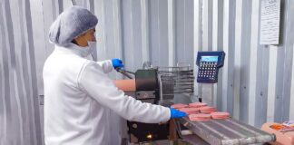 SE SOLICITA OPERARIO/A DE PRODUCCIÓN PARA ENVASADO DE CARNE (CON O SIN EXPERIENCIA)