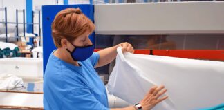 SE REQUIERE AYUDANTE DE LAVANDERÍA PARA PLANCHADO Y DOBLADO DE ROPA, NO SE REQUIERE EXPERIENCIA