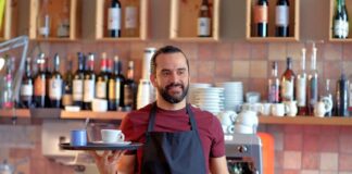 SE REQUIERE CAMAREROS PARA JORNADA DE MEDIO TIEMPO EN RESTAURANTE