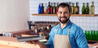 SE SOLICITA CAMARERO PARA BRINDAR ATENCIÓN AL CLIENTE Y ORDEN DE LOCAL (CON O SIN EXPERIENCIA)
