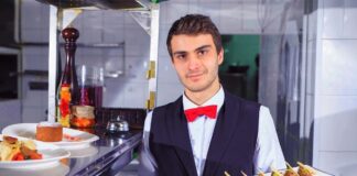 SE REQUIERE MOZO PARA TOMA DE PEDIDOS Y ATENCIÓN AL CLIENTE EN RESTAURANTE (HOMBRE Y/O MUJER)