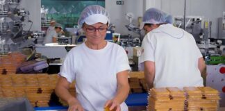 SE SOLICITA ENVASADOR PARA ETIQUETADO Y CONTROL DE ALIMENTOS (HOMBRE Y/O MUJER)